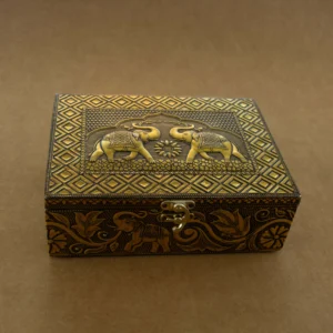 Classic Antique Style Jewellery Box 2090